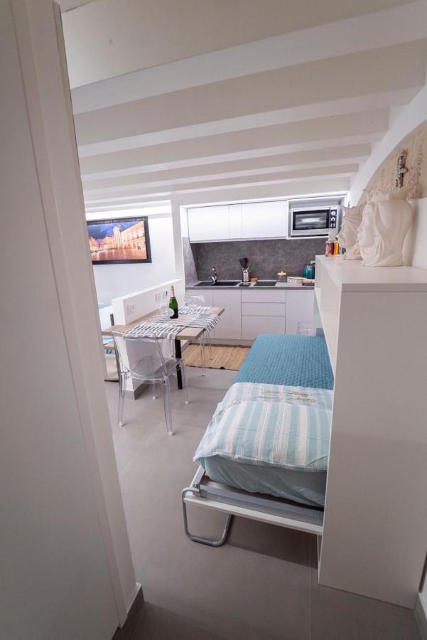 Ortigia Charme Piazza Duomo Apartment Syracuse Exterior photo
